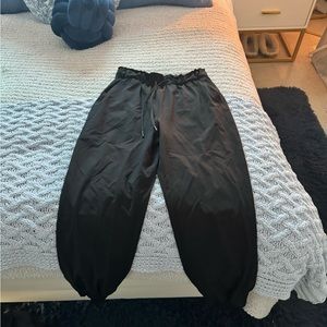 Lululemon joggers